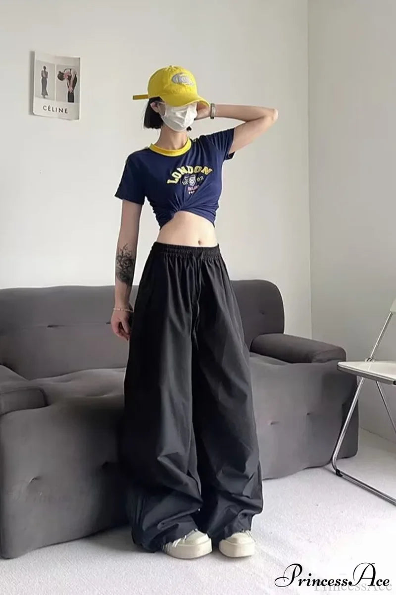 Athletic Stretchy Waist Relaxed Cargo Pants