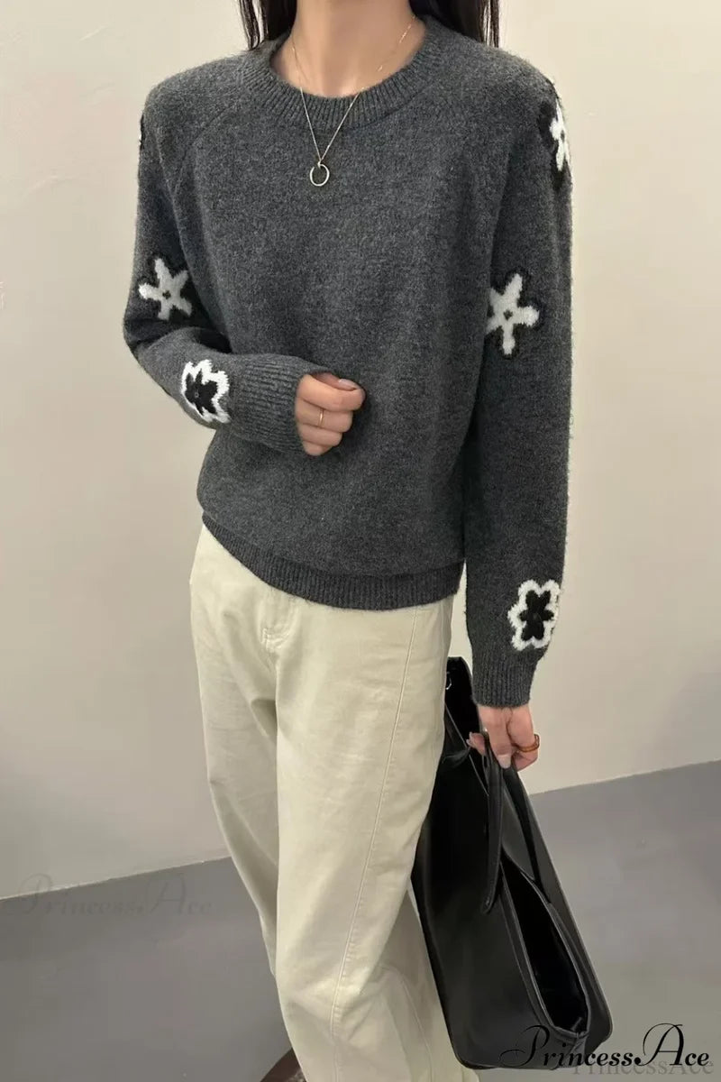 Gray Floral Pattern Slim-Fit Loose Pullover Sweater Dark Gray / One Size
