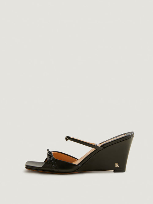 Mules EVE
